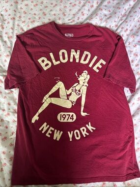 Women’s Blondie New York Graphic Tee